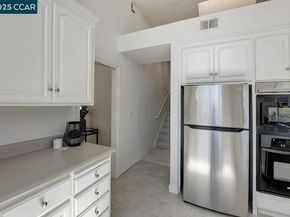 3244 Terra Granada Dr 1B, Walnut Creek CA 94595