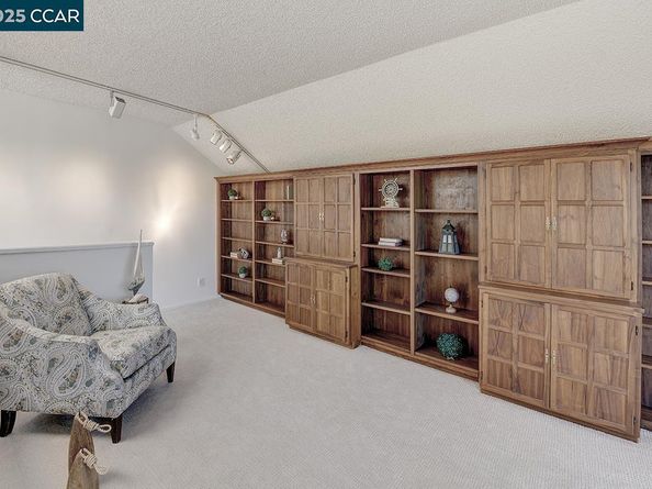 3244 Terra Granada Dr 1B, Walnut Creek CA 94595