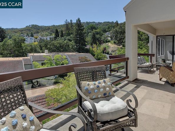 3244 Terra Granada Dr 1B, Walnut Creek CA 94595