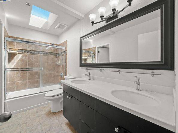1015 San Gabriel Cir 525, Daly City CA 94014