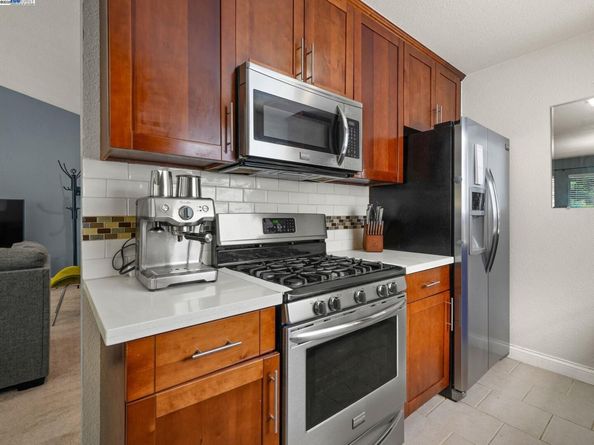 1015 San Gabriel Cir 525, Daly City CA 94014