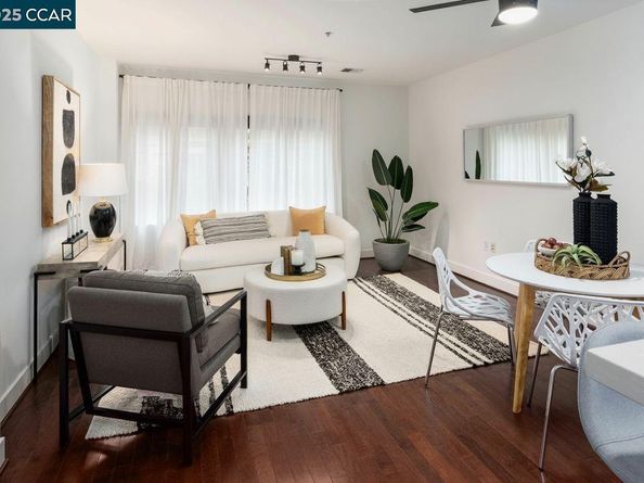 438 W Grand Ave 528, Oakland CA 94612