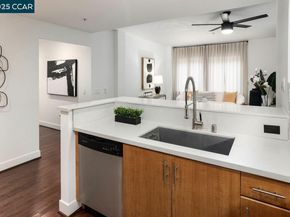 438 W Grand Ave 528, Oakland CA 94612