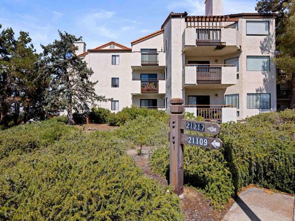 21117 Gary Dr 105, Hayward CA 94546