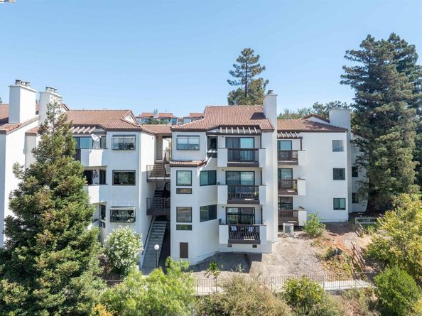 21117 Gary Dr 105, Hayward CA 94546