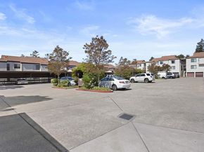 21117 Gary Dr 105, Hayward CA 94546