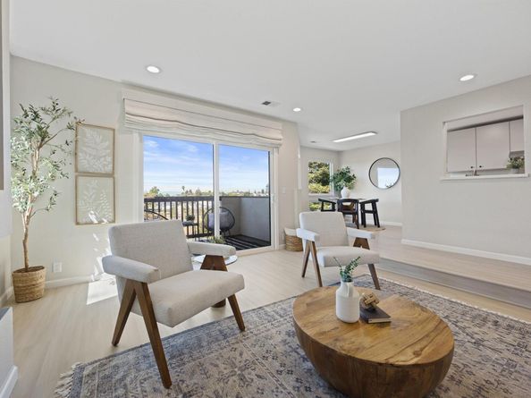 21117 Gary Dr 105, Hayward CA 94546