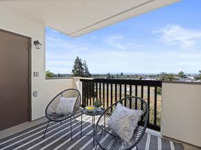 21117 Gary Dr 105, Hayward CA 94546