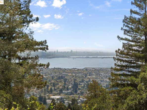 1148 Cragmont Ave, Berkeley CA 94708