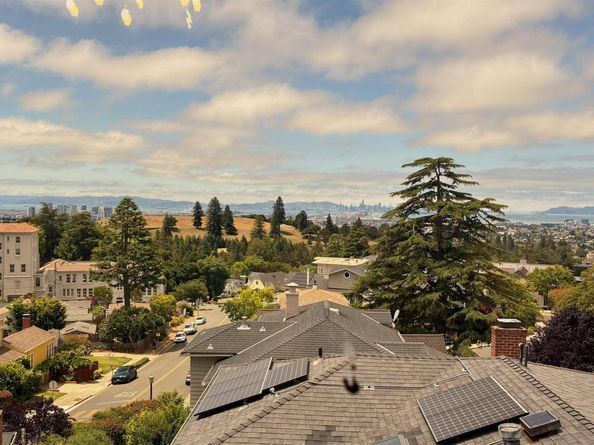 135 Alta Rd, Oakland CA 94618
