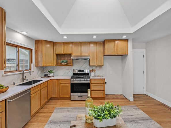 5041 Golden Rd, Pleasanton CA 94566