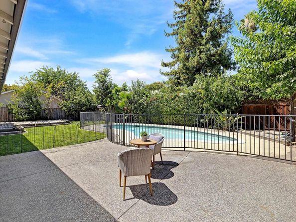 5041 Golden Rd, Pleasanton CA 94566