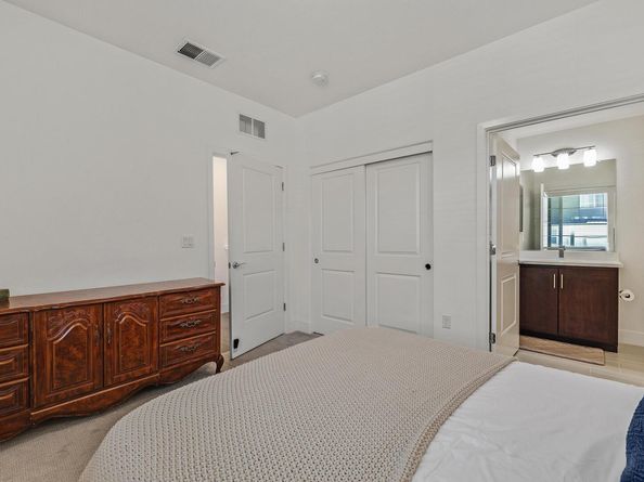 235 Dash Ct, Hayward CA 94544