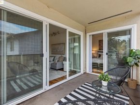 85 Vernon St 216, Oakland CA 94610