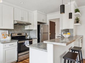 85 Vernon St 216, Oakland CA 94610