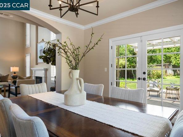825 Bertram St, Walnut Creek CA 94598
