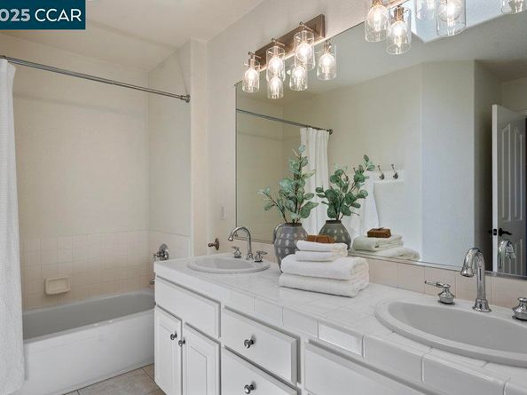 825 Bertram St, Walnut Creek CA 94598