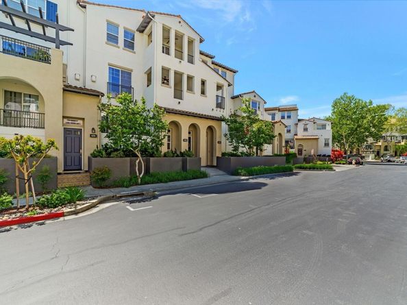 4222 Clarinbridge Cir, Dublin CA 94568