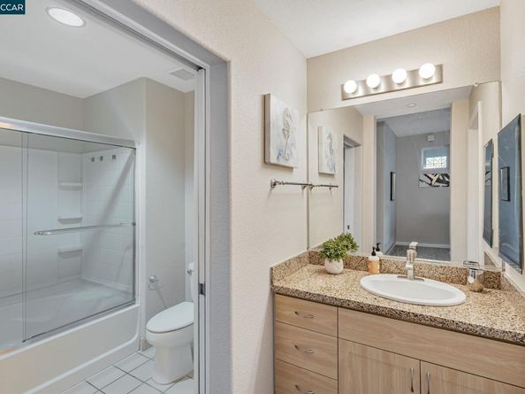1121 40Th St 3307, Emeryville CA 94608