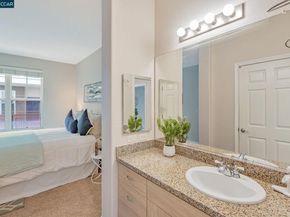 1121 40Th St 3307, Emeryville CA 94608
