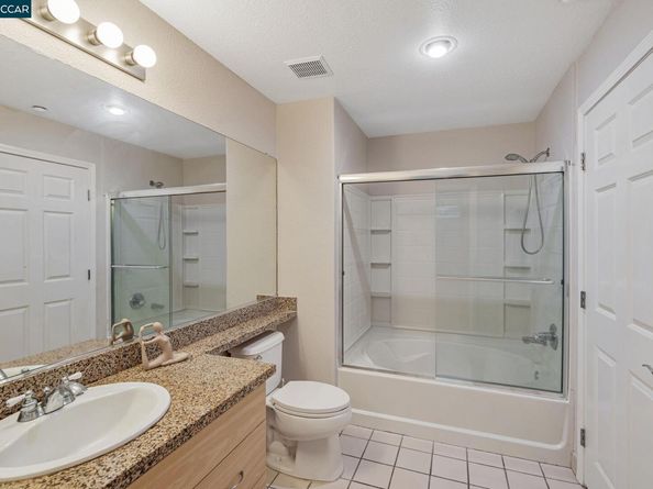 1121 40Th St 3307, Emeryville CA 94608