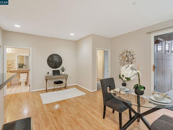 1121 40Th St 3307, Emeryville CA 94608