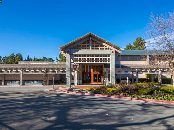 3395 Tice Creek Dr 2, Walnut Creek CA 94595