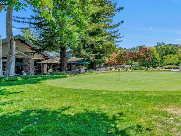 3395 Tice Creek Dr 2, Walnut Creek CA 94595