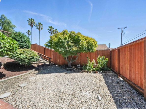 3115 Deseret Dr, El Sobrante CA 94803