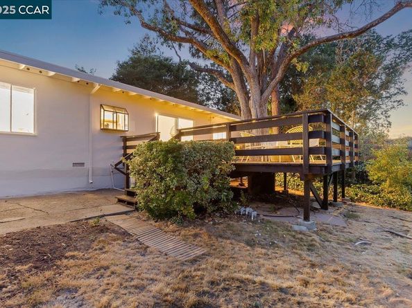 32 California Ave, Orinda CA 94563