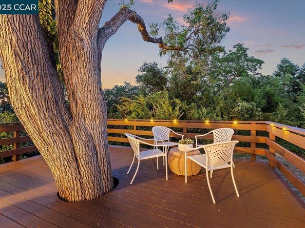 32 California Ave, Orinda CA 94563