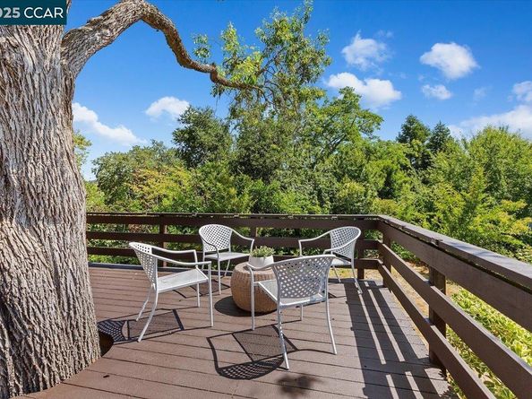 32 California Ave, Orinda CA 94563