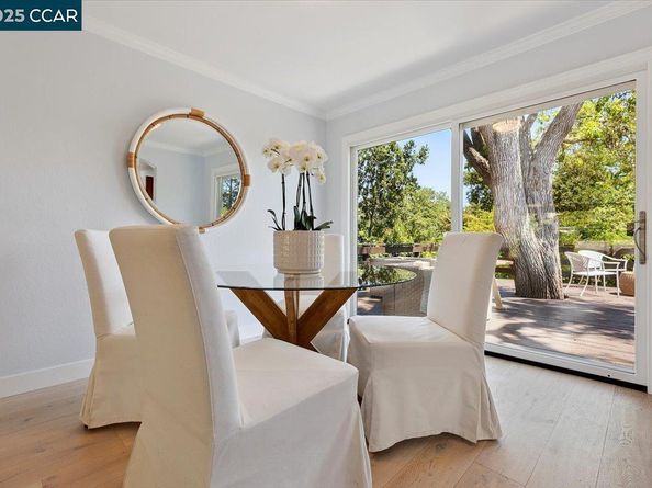 32 California Ave, Orinda CA 94563