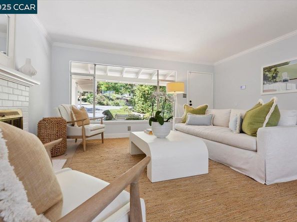 32 California Ave, Orinda CA 94563