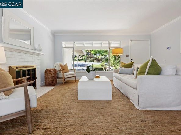 32 California Ave, Orinda CA 94563