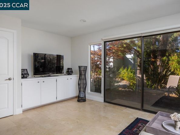 1224 Canyonwood Ct 2, Walnut Creek CA 94595