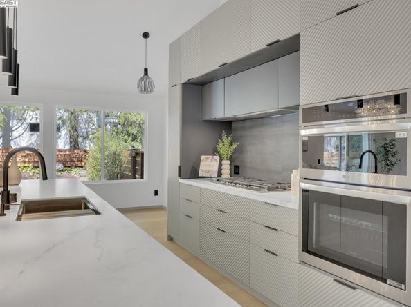 560 Old Orchard Drive, Danville CA 94526