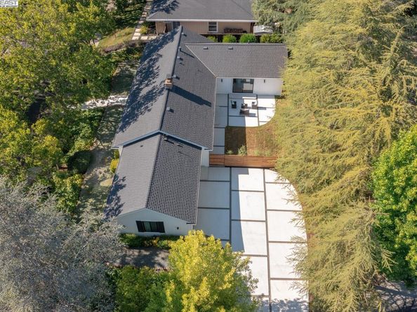 560 Old Orchard Drive, Danville CA 94526