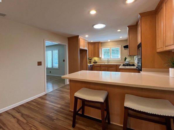 6632 Spruce Ln, Dublin CA 94568