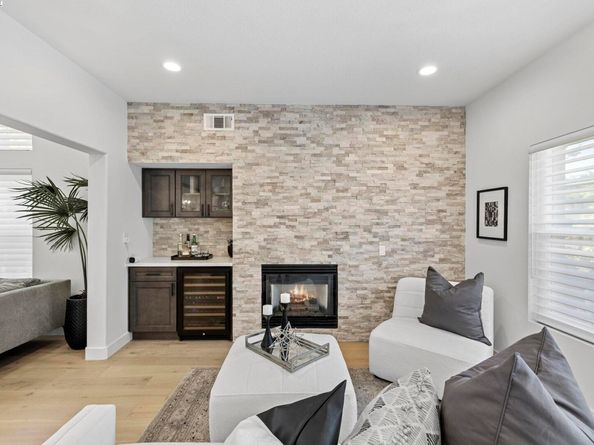 24 Dauphine, Newport Coast CA 92657