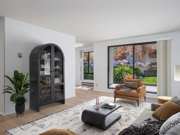 4 Commodore Dr D229, Emeryville CA 94608