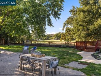 280 Fairway Dr