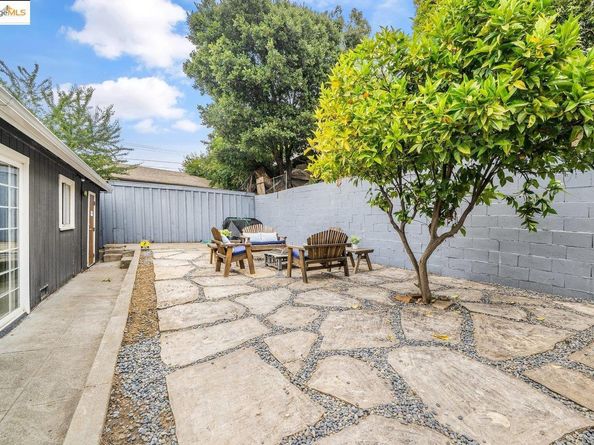 2162 35th Avenue, Oakland CA 94601