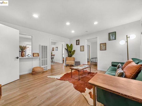 2162 35th Avenue, Oakland CA 94601