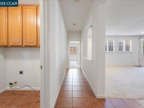 524 Rosewood Lane, Hercules CA 94547