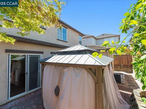 524 Rosewood Lane, Hercules CA 94547