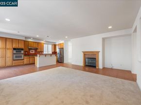 524 Rosewood Lane, Hercules CA 94547
