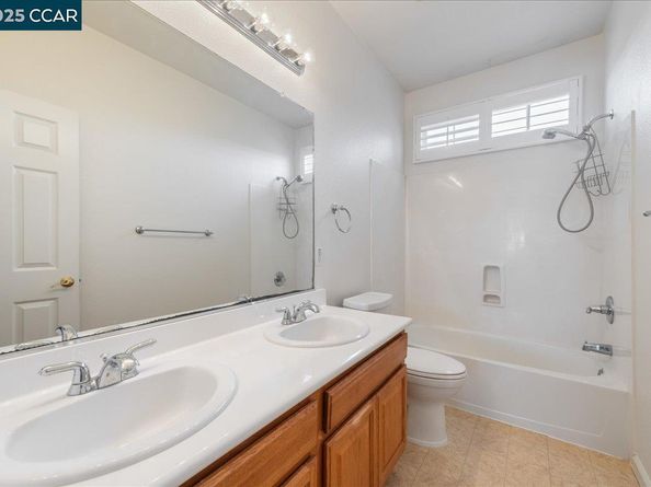 524 Rosewood Lane, Hercules CA 94547