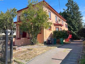 2324 9Th Ave, Oakland CA 94606