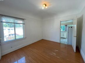 2324 9Th Ave, Oakland CA 94606